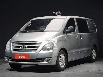 2016 Hyundai Starex