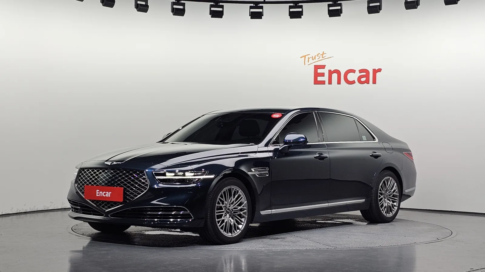 2021 Genesis G90