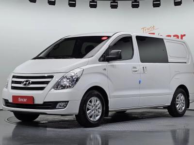 2018 Hyundai Starex