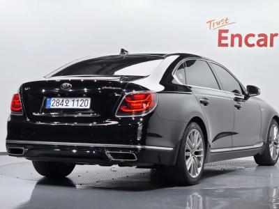 2020 Kia K9