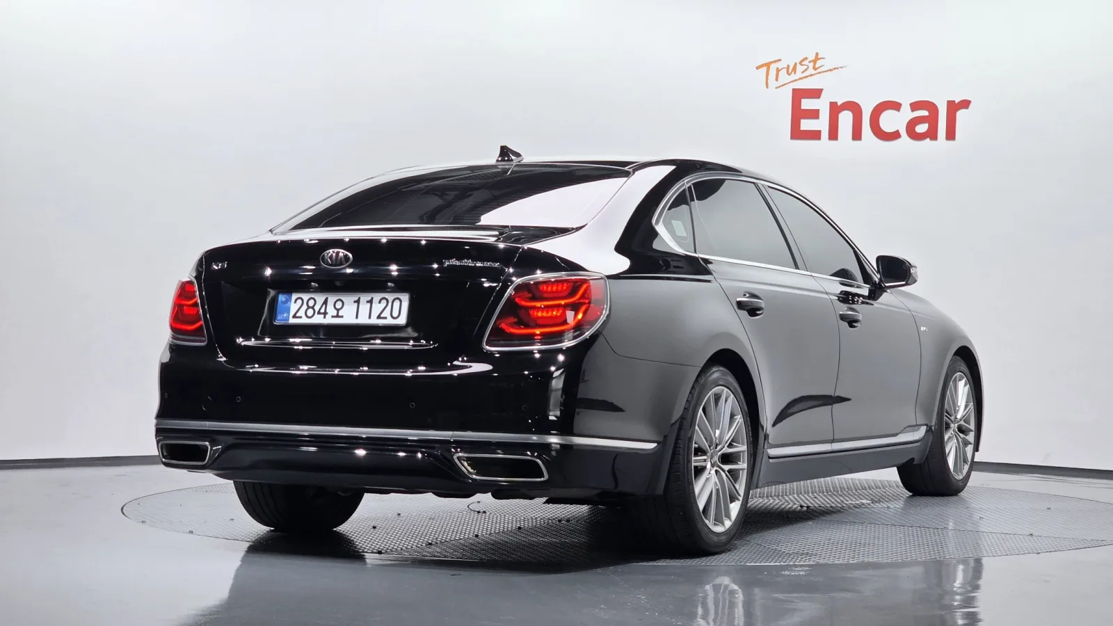 2020 Kia K9