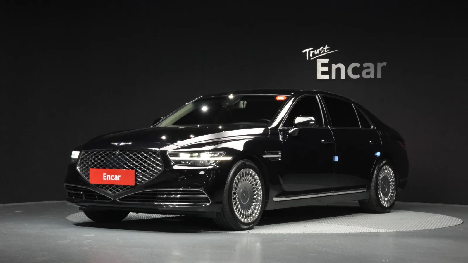 2020 Genesis G90