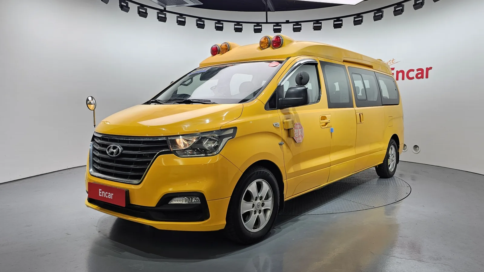 2019 Hyundai Starex