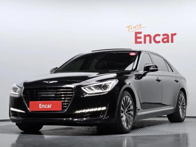 2017 Genesis EQ900