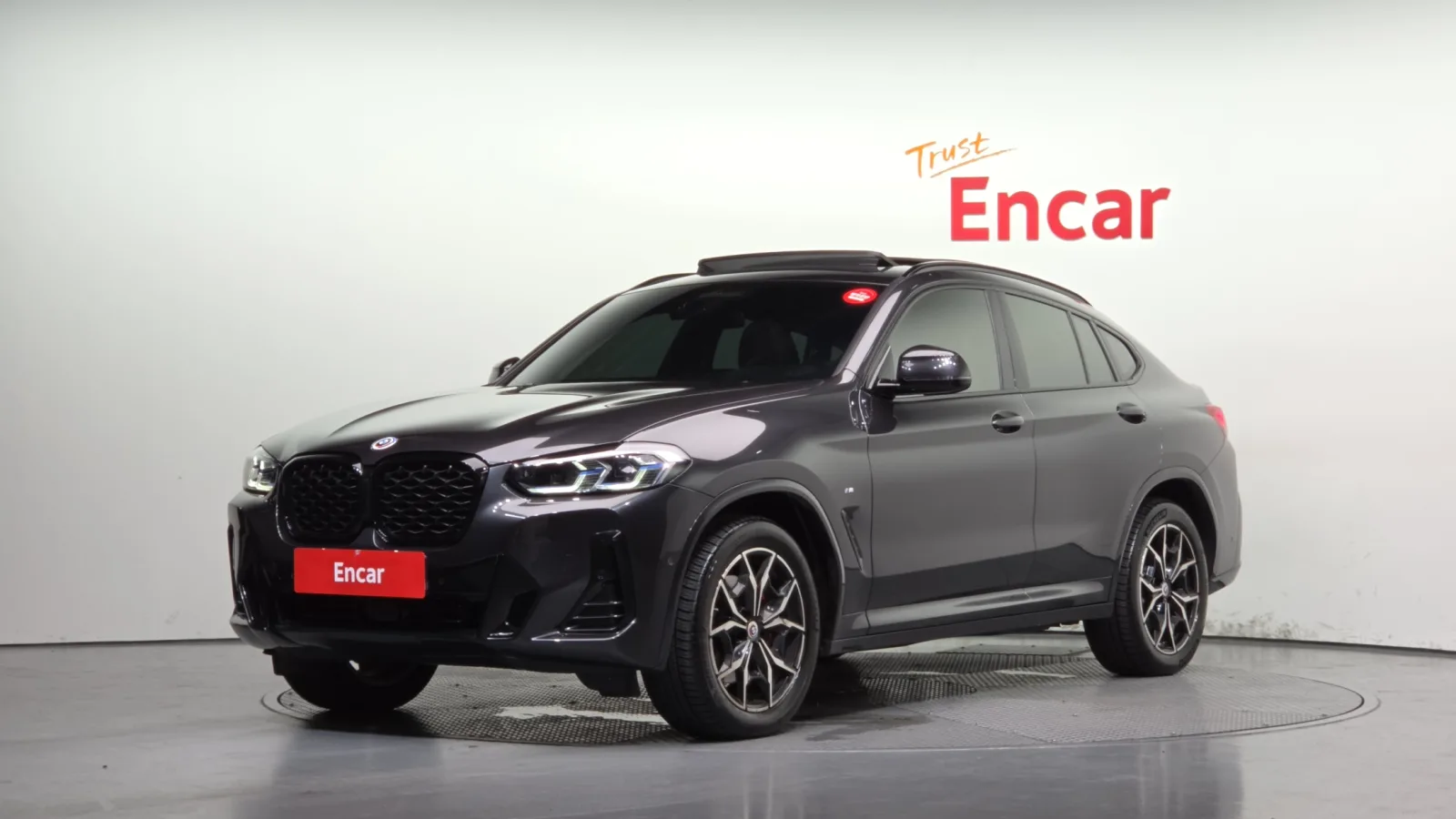2022 BMW X4