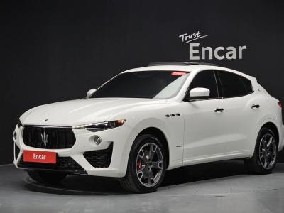 2020 Maserati Levante