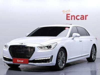 2018 Genesis EQ900