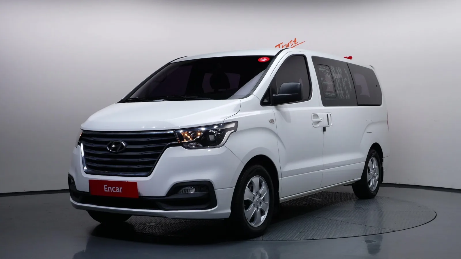 2019 Hyundai Starex