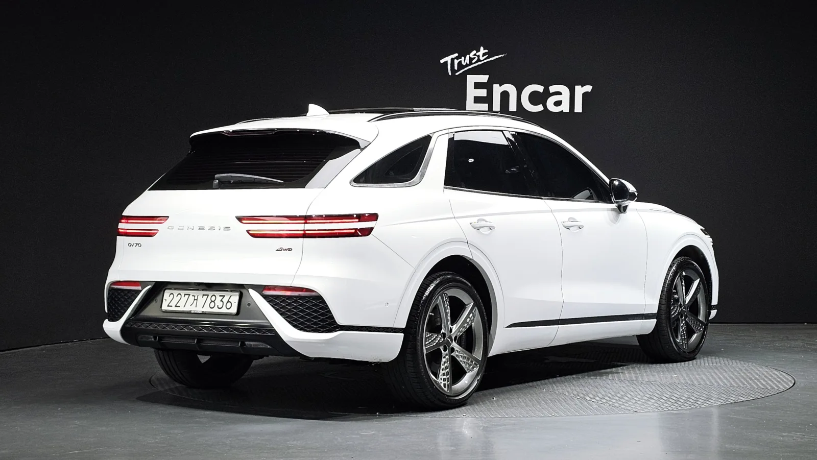 2023 Genesis GV70