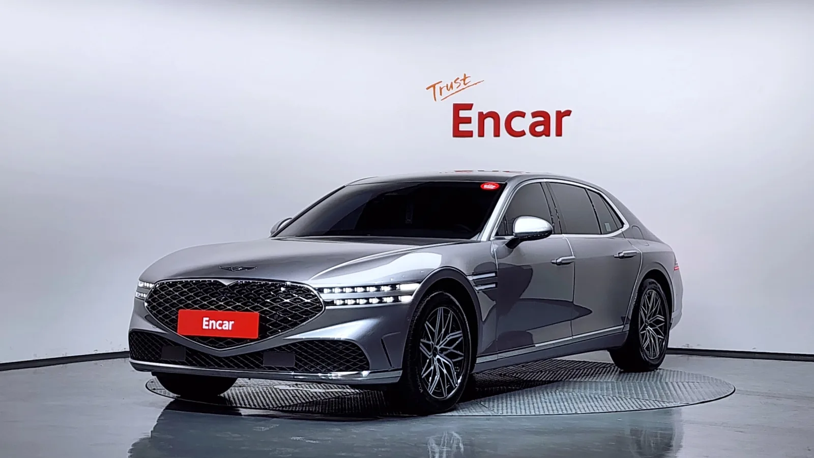 2023 Genesis G90