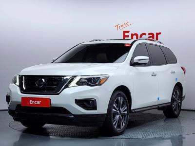 2017 Nissan Pathfinder
