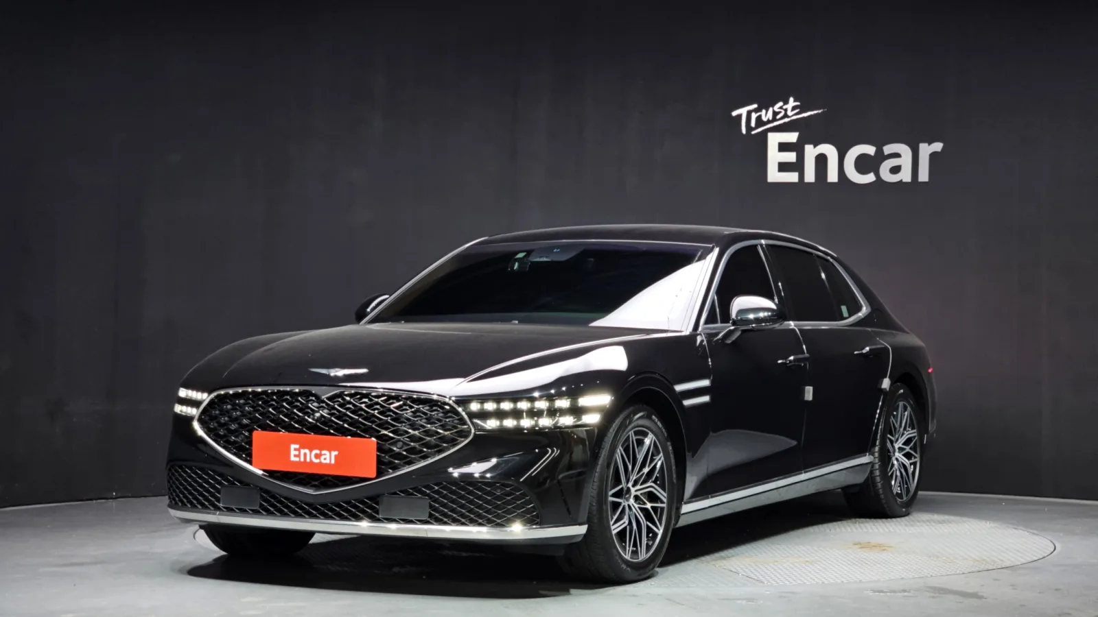 2022 Genesis G90