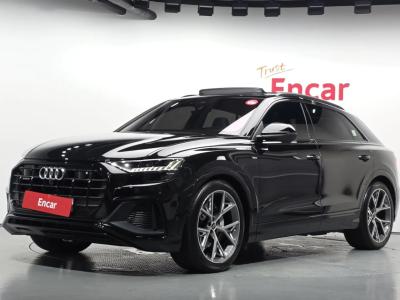 2023 Audi Q8
