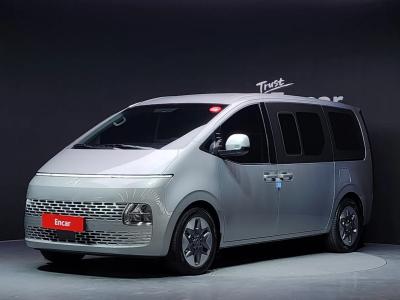 2025 Hyundai Staria