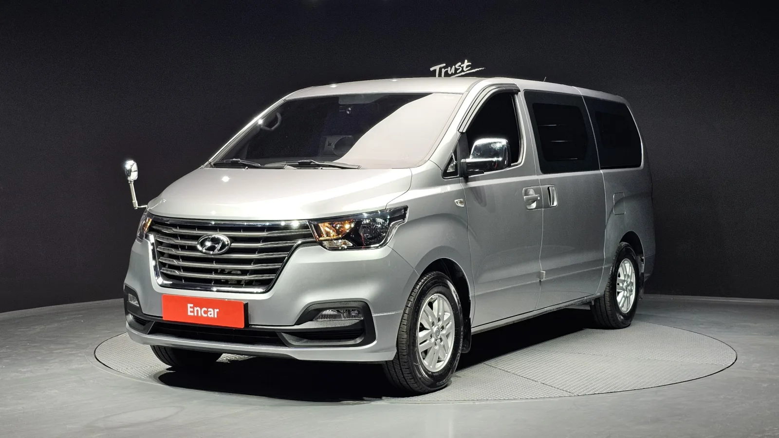 2021 Hyundai Starex