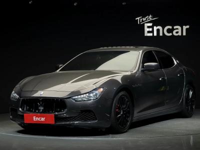 2015 Maserati Ghibli