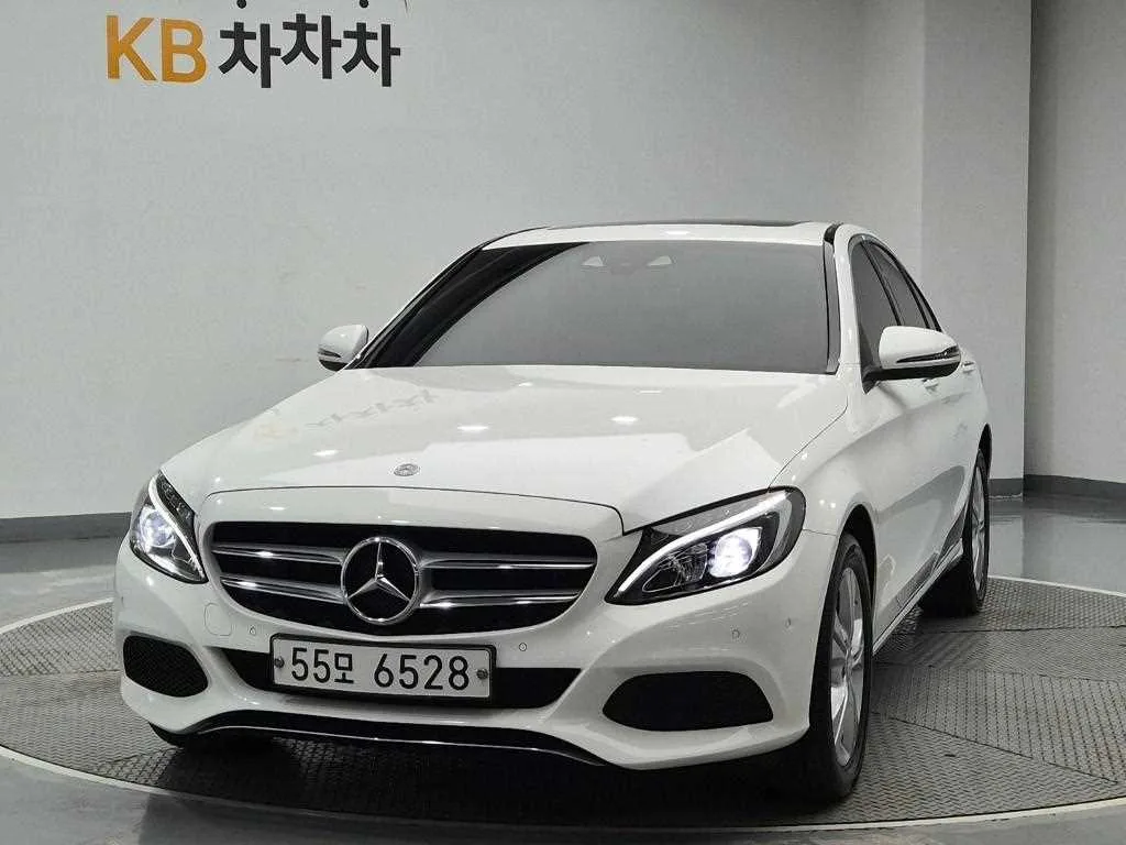 2016 Mercedes-Benz C-Class