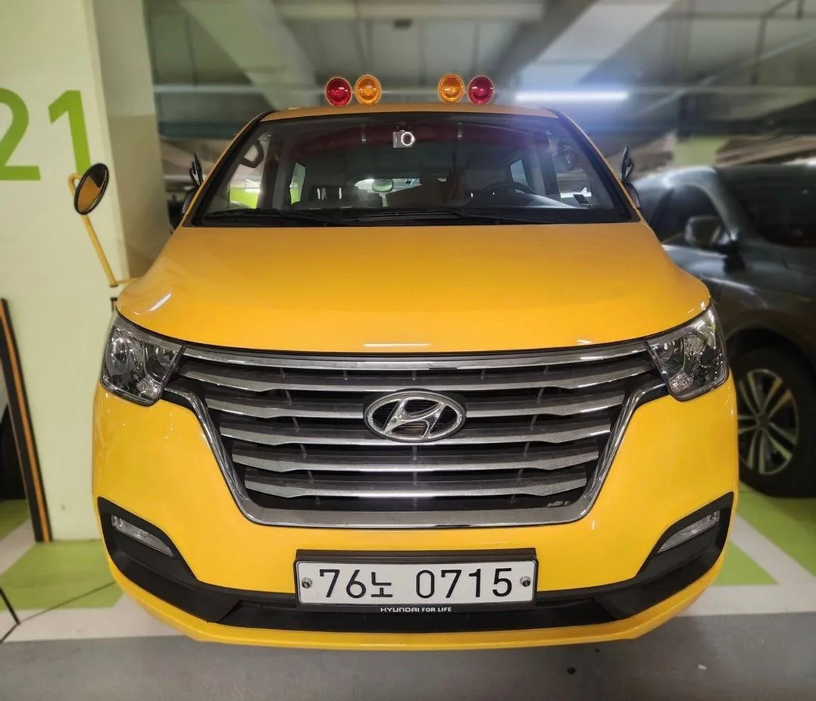 2020 Hyundai Starex