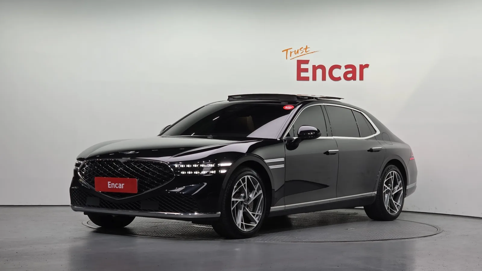 2023 Genesis G90