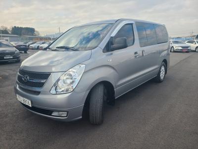 2015 Hyundai Starex