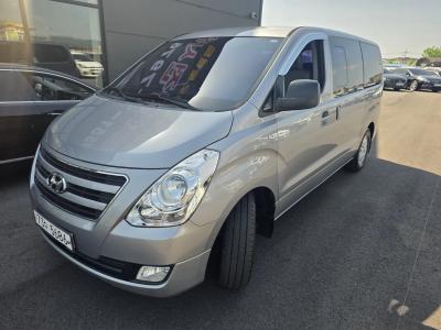 2017 Hyundai Starex