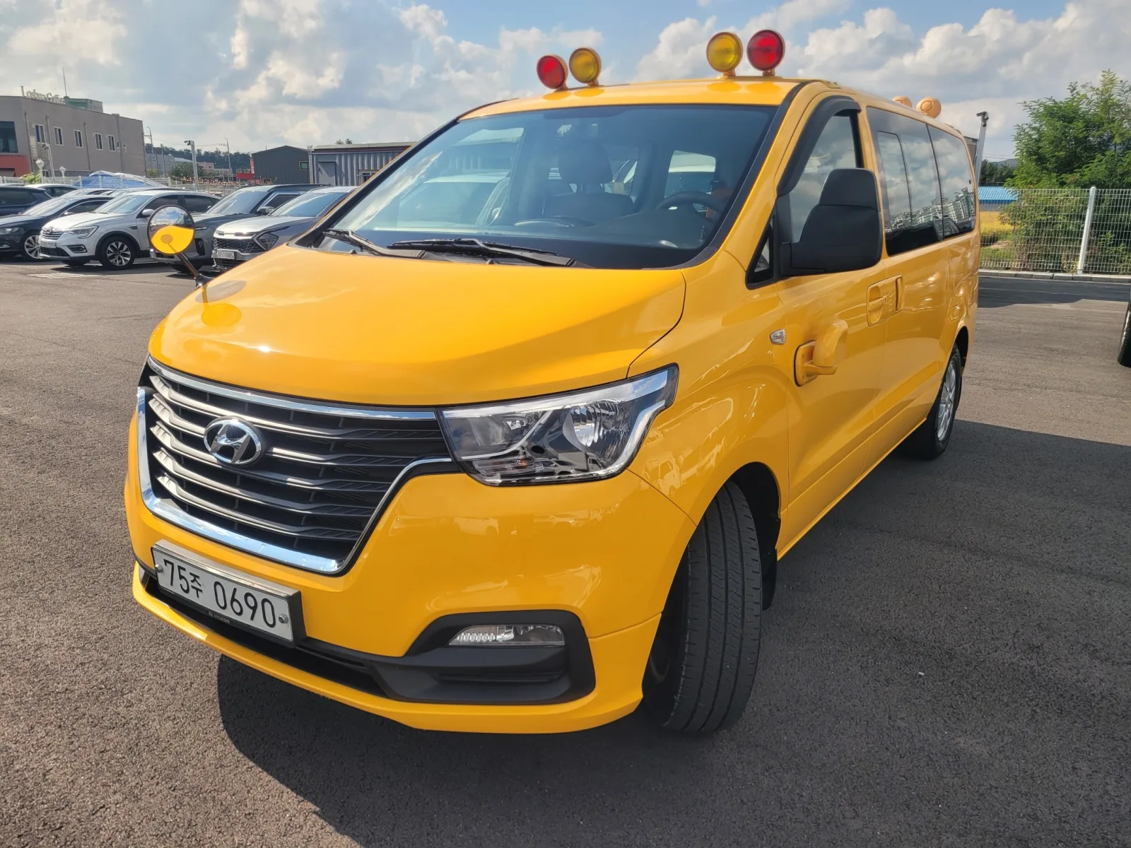 2019 Hyundai Starex
