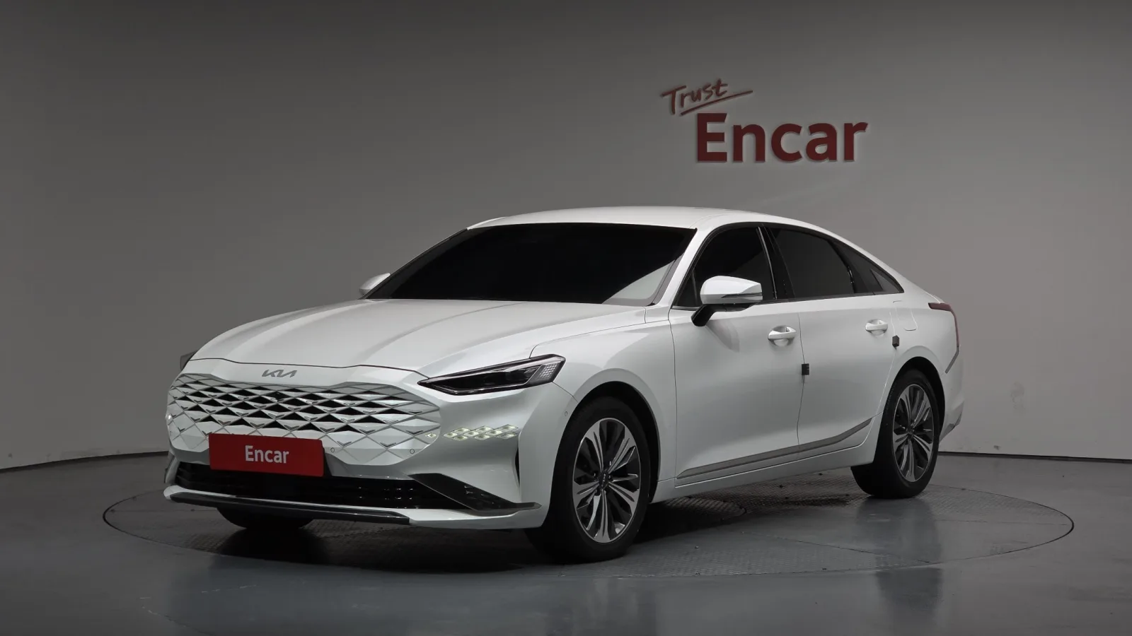 2023 Kia K8