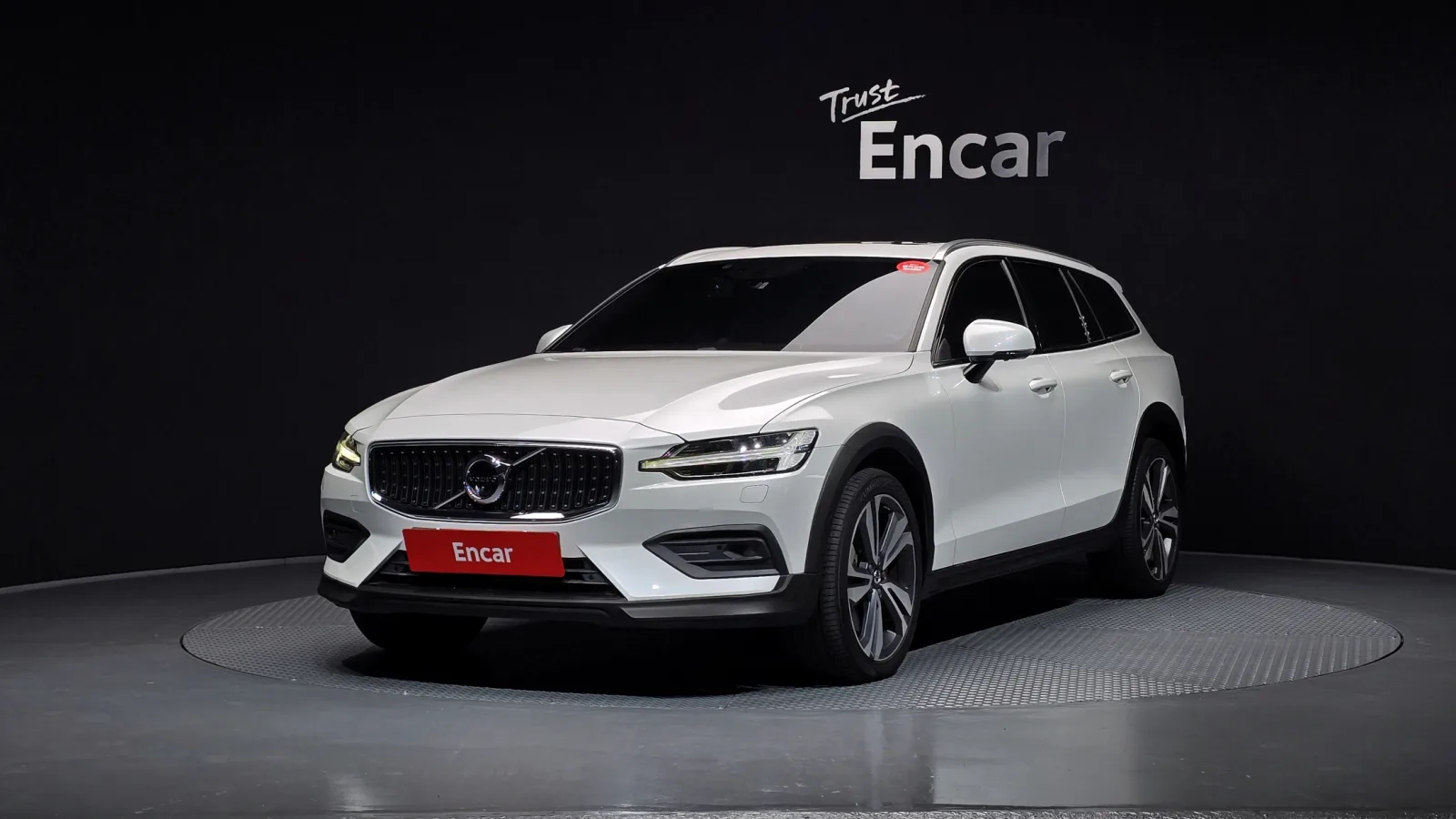 2020 Volvo V60