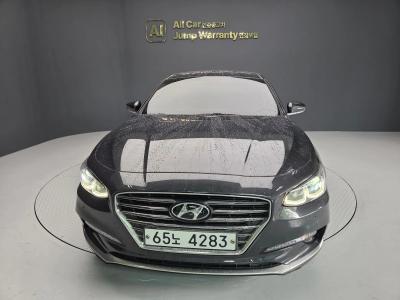 2017 Hyundai Grandeur