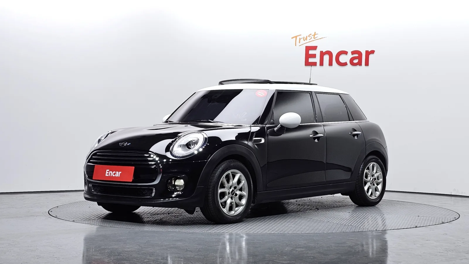 2016 MINI Cooper