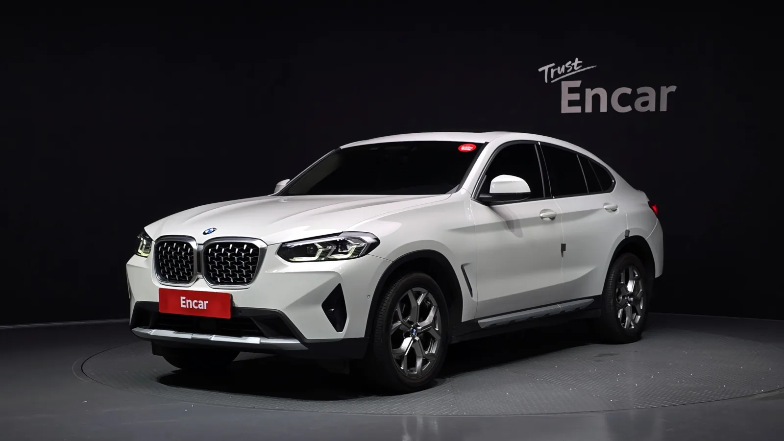 2022 BMW X4