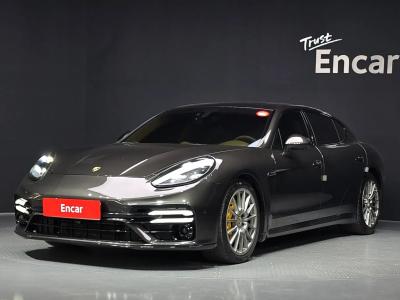 2014 Porsche Panamera
