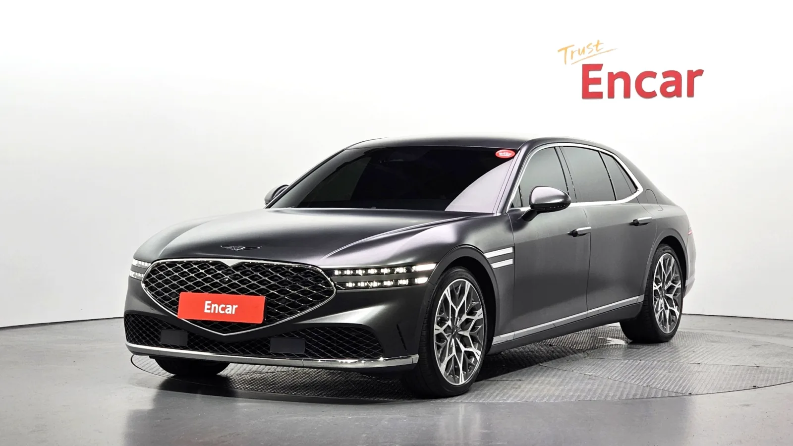 2023 Genesis G90