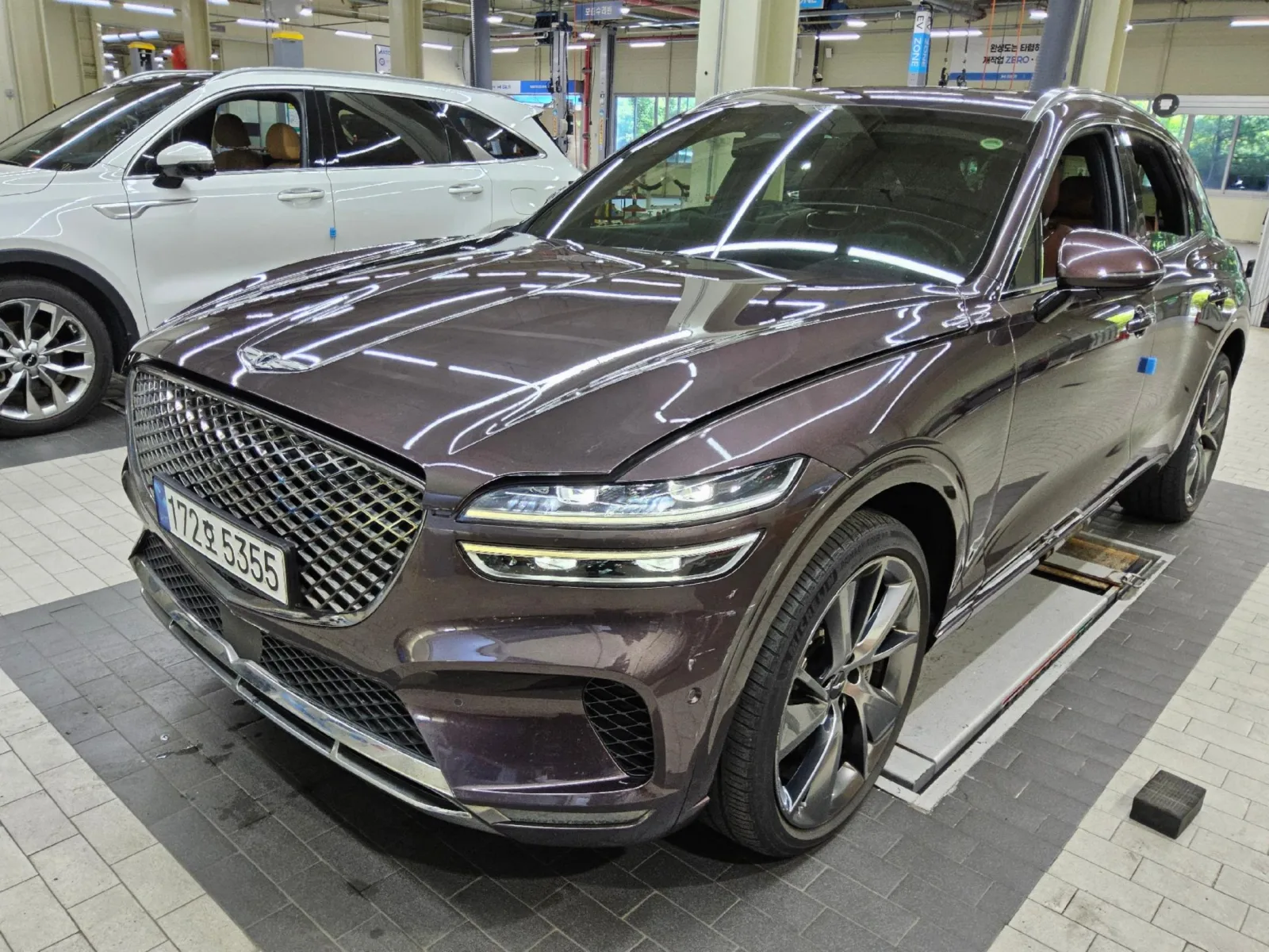 2023 Genesis GV70