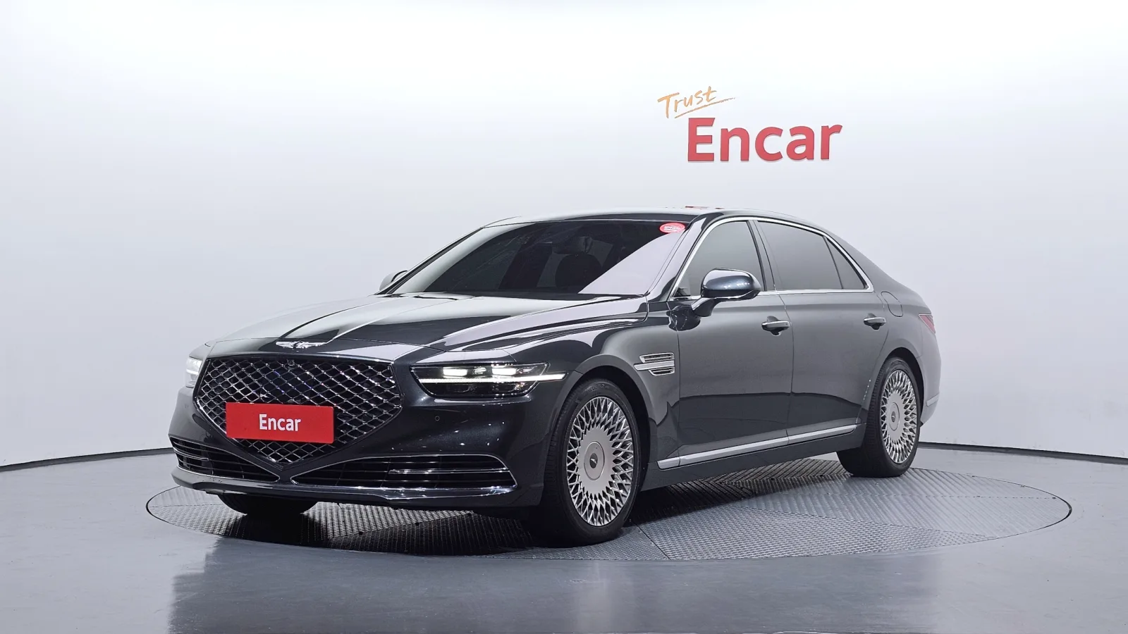 2021 Genesis G90