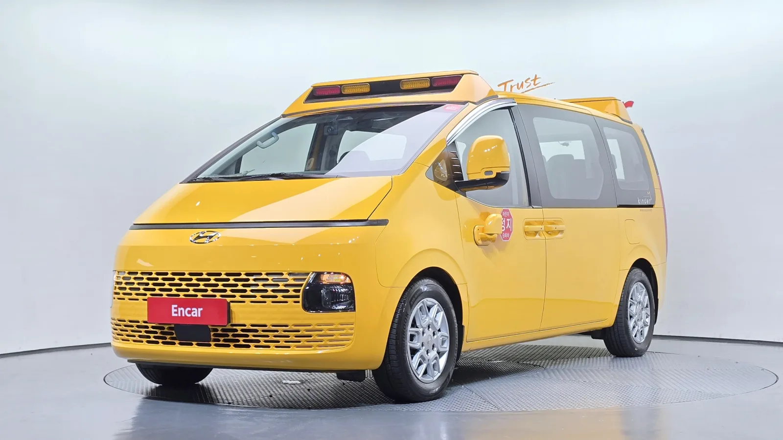 2022 Hyundai Staria