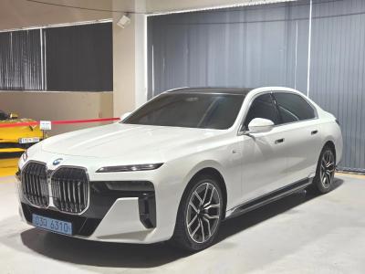 2023 BMW i7
