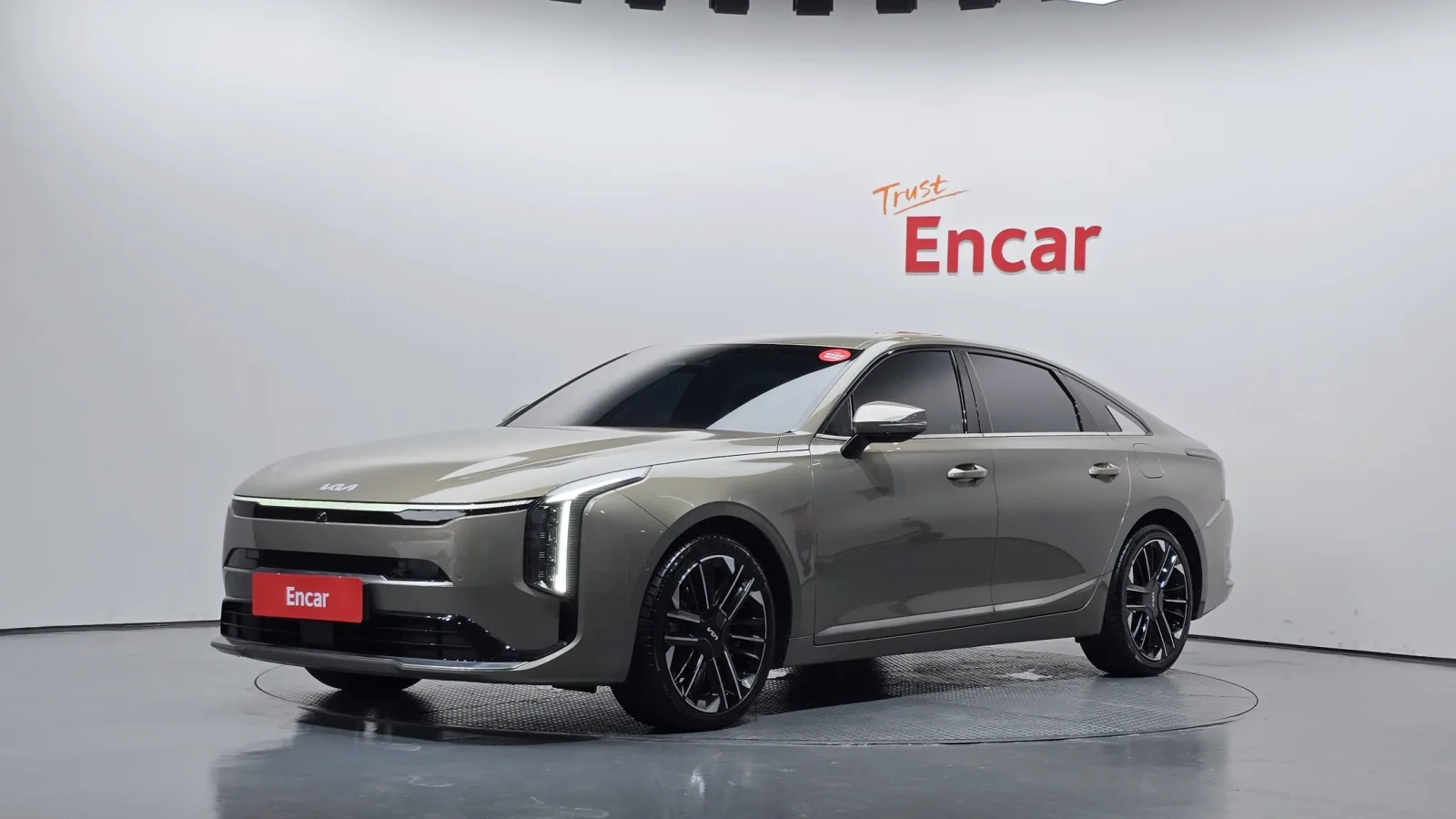 2025 Kia K8