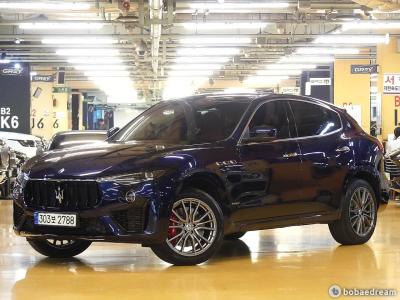 2020 Maserati Levante