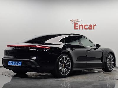 2021 Porsche Taycan