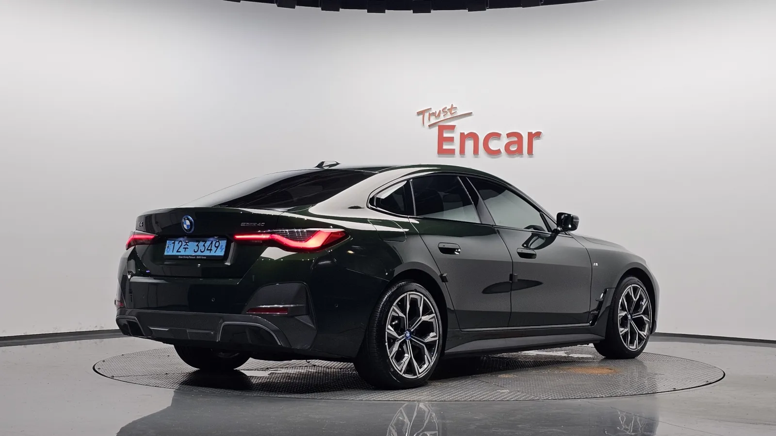 2022 BMW i4