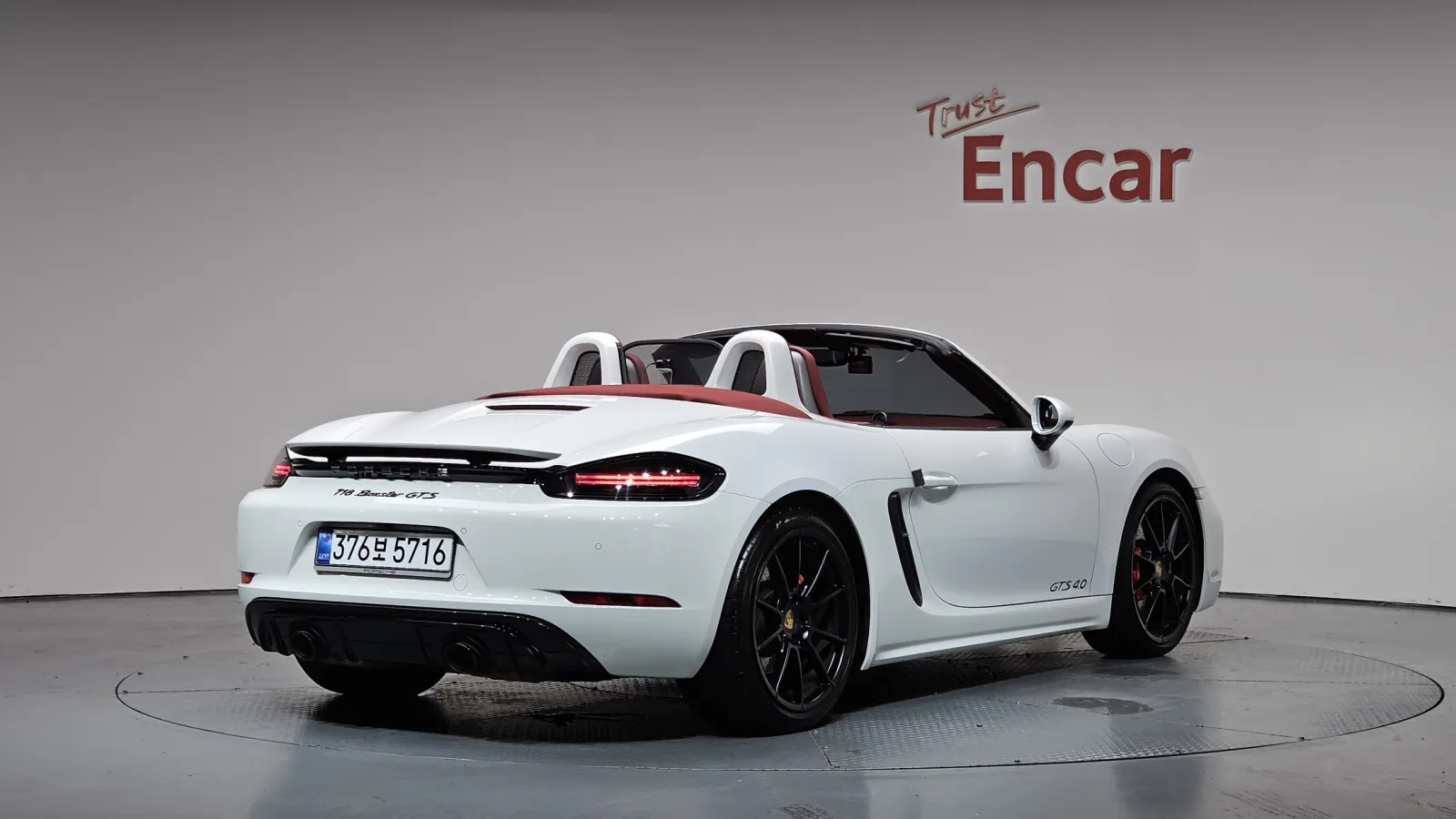 2023 Porsche 718