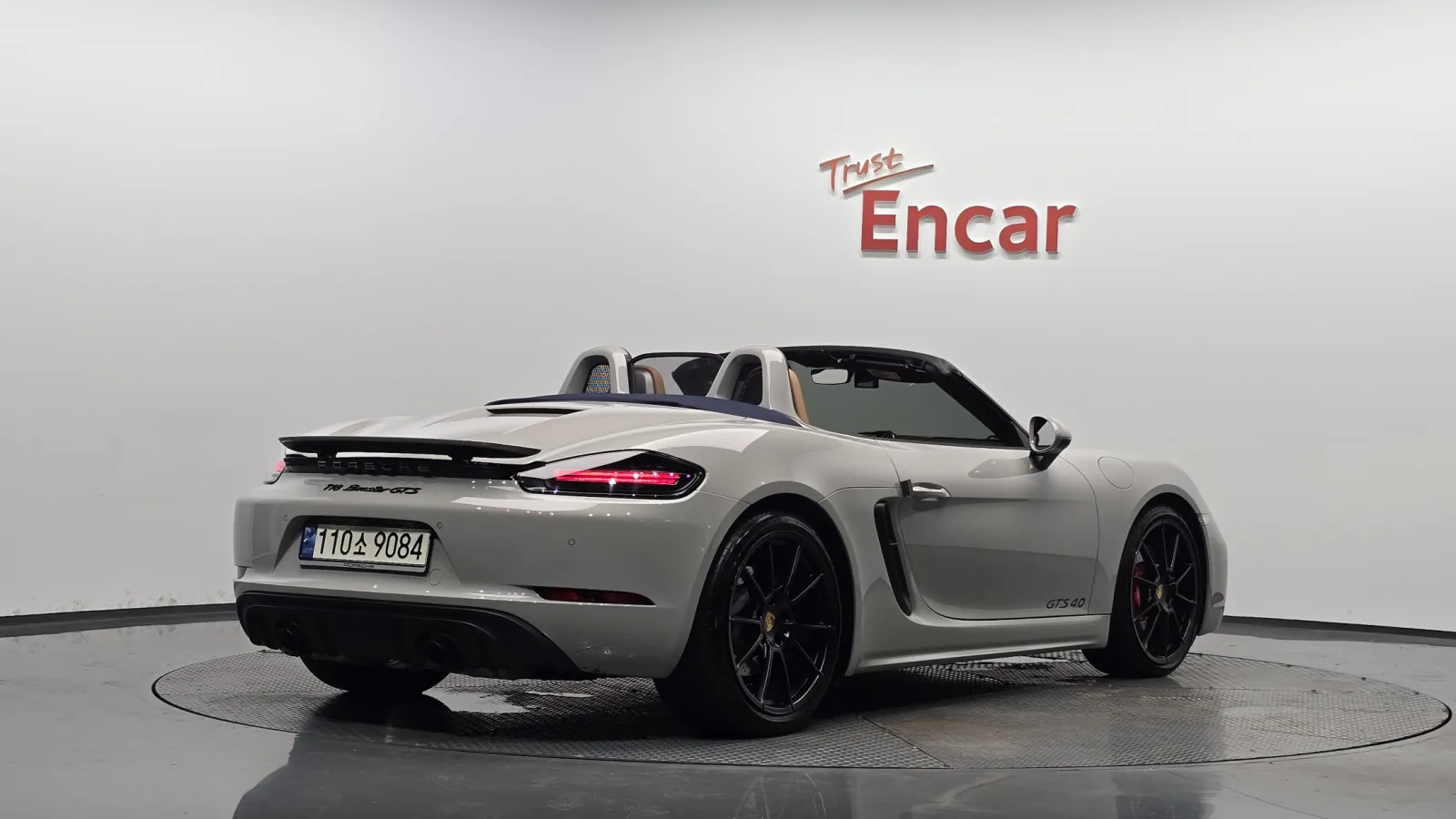 2023 Porsche 718