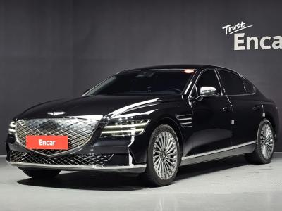 2023 Genesis G80