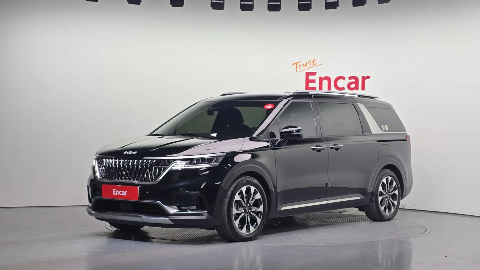 2023 Kia Carnival