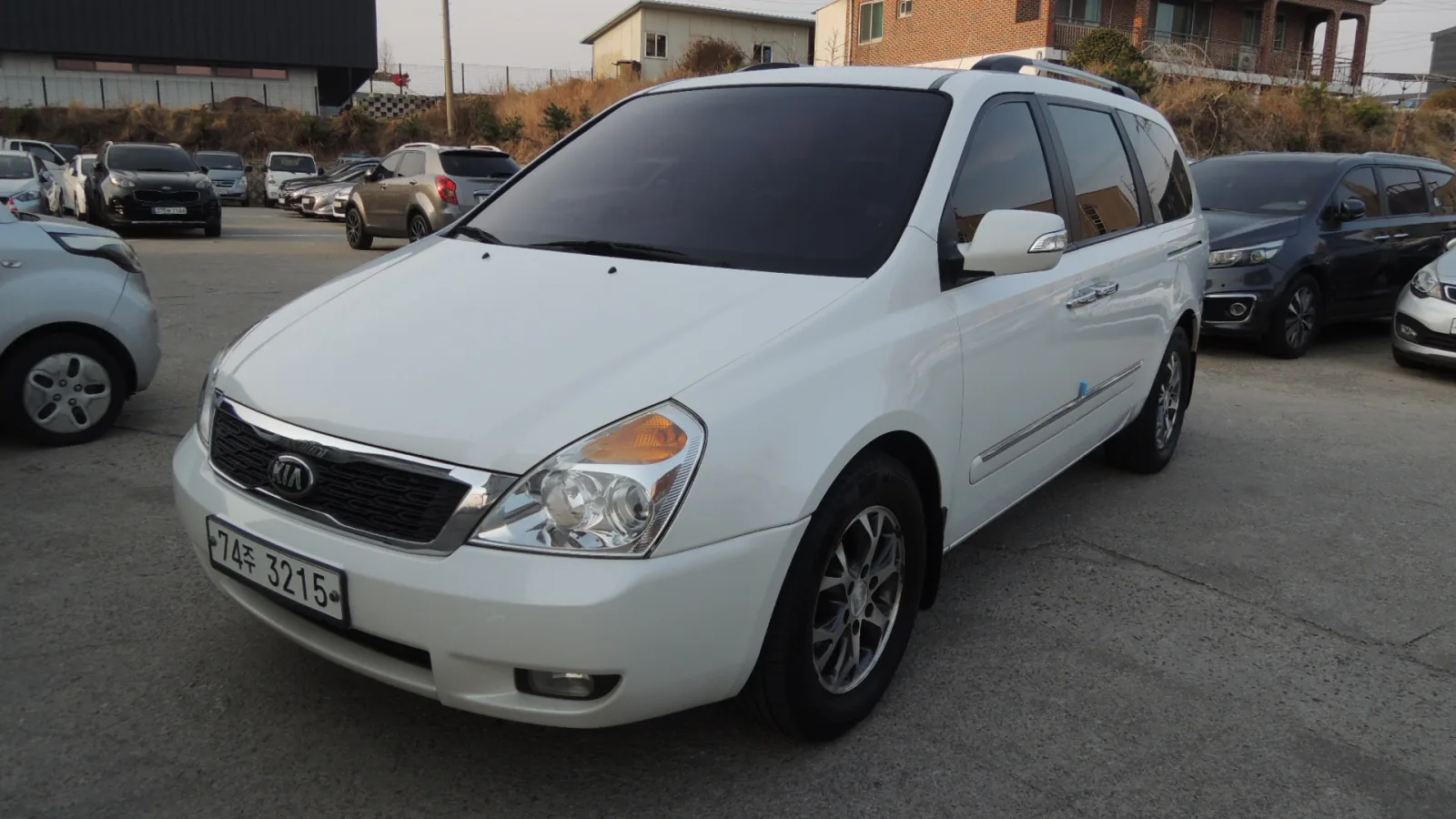 2014 Kia Carnival