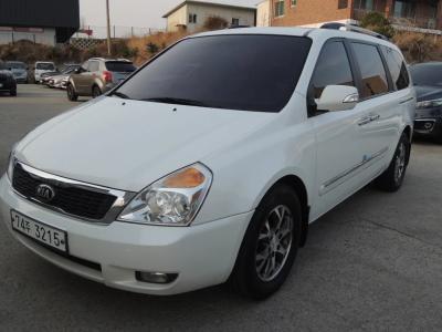 2014 Kia Carnival