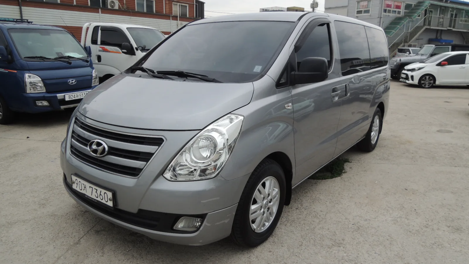2017 Hyundai Starex