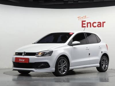 2015 Volkswagen Polo
