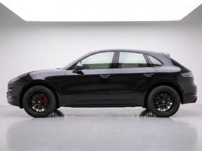 2020 Porsche Macan